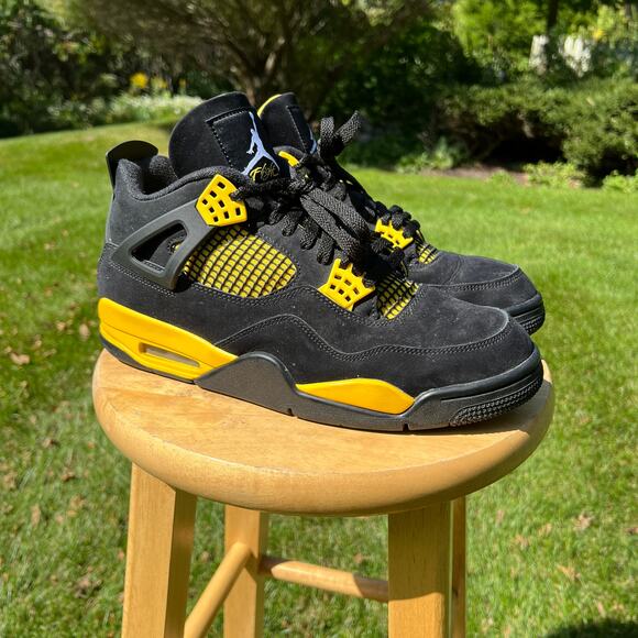 Nike Air Jordan 4 Retro Thunder 2023 Men's Shoes - Size 11 - Ships Now - Picture 1 of 10